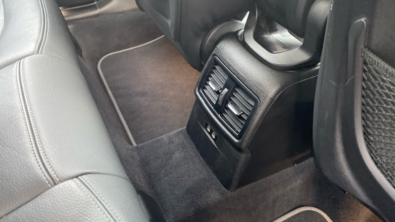 BMW X1 xDrive 20i xLine 5dr Step Auto Petrol Estate